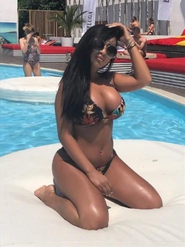 Şımarık escort Ann Sofia